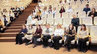 REANİMASİYADA NADİR GÖRÜNƏN XƏSTƏLİKLƏRİN İDARƏ OLUNMASI VƏ NADİR MÜALİCƏ ÜSULLARI konfransı, Yeni Klinika 